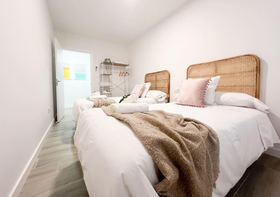Apartamentos Gredos 101 คาไรซ์ เดลา เบรา ภายนอก รูปภาพ